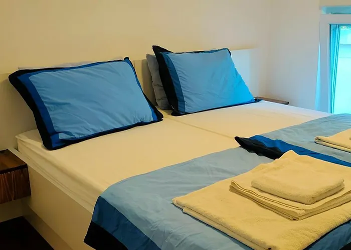 Teos Apartments