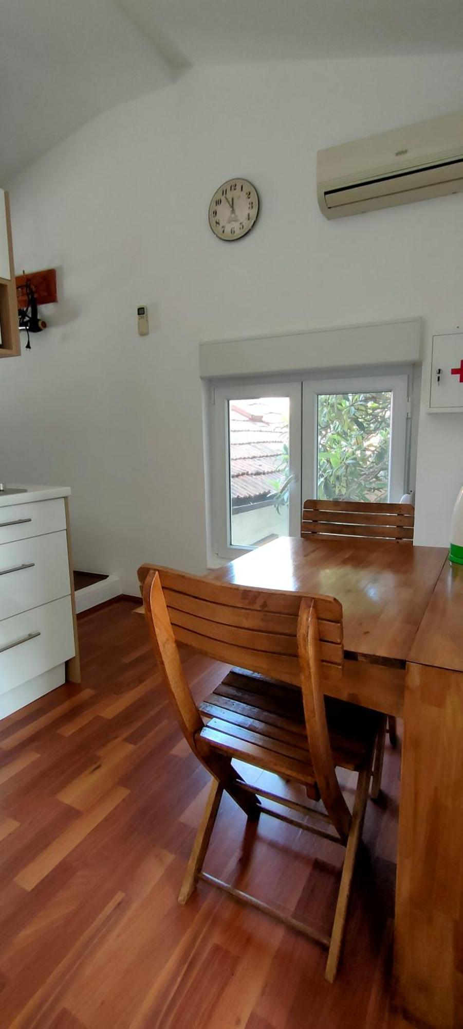 Teos Apartment